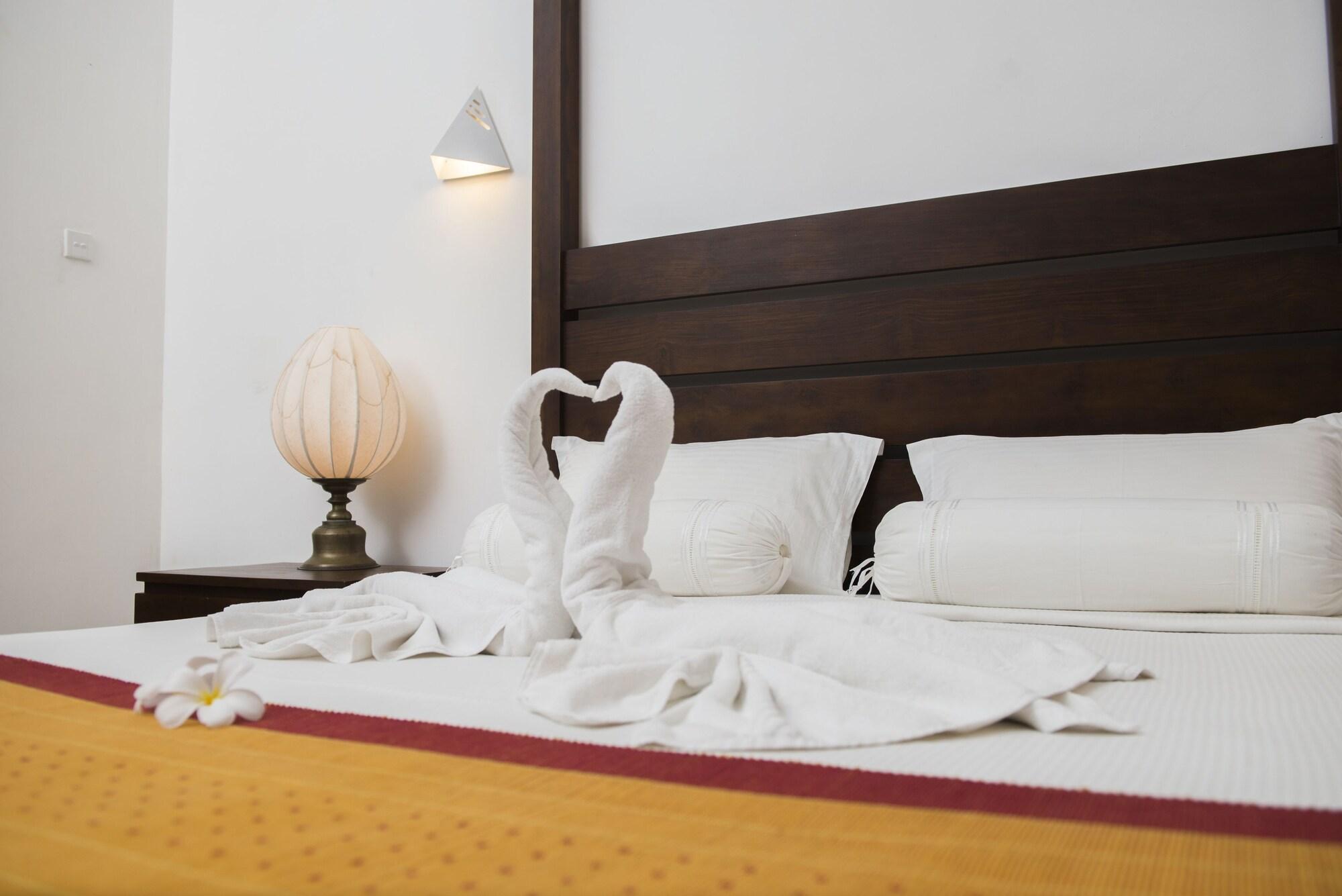 Roman Lake Ayurveda Boutique Resort - Level 1 Certified أهونغالا المظهر الخارجي الصورة