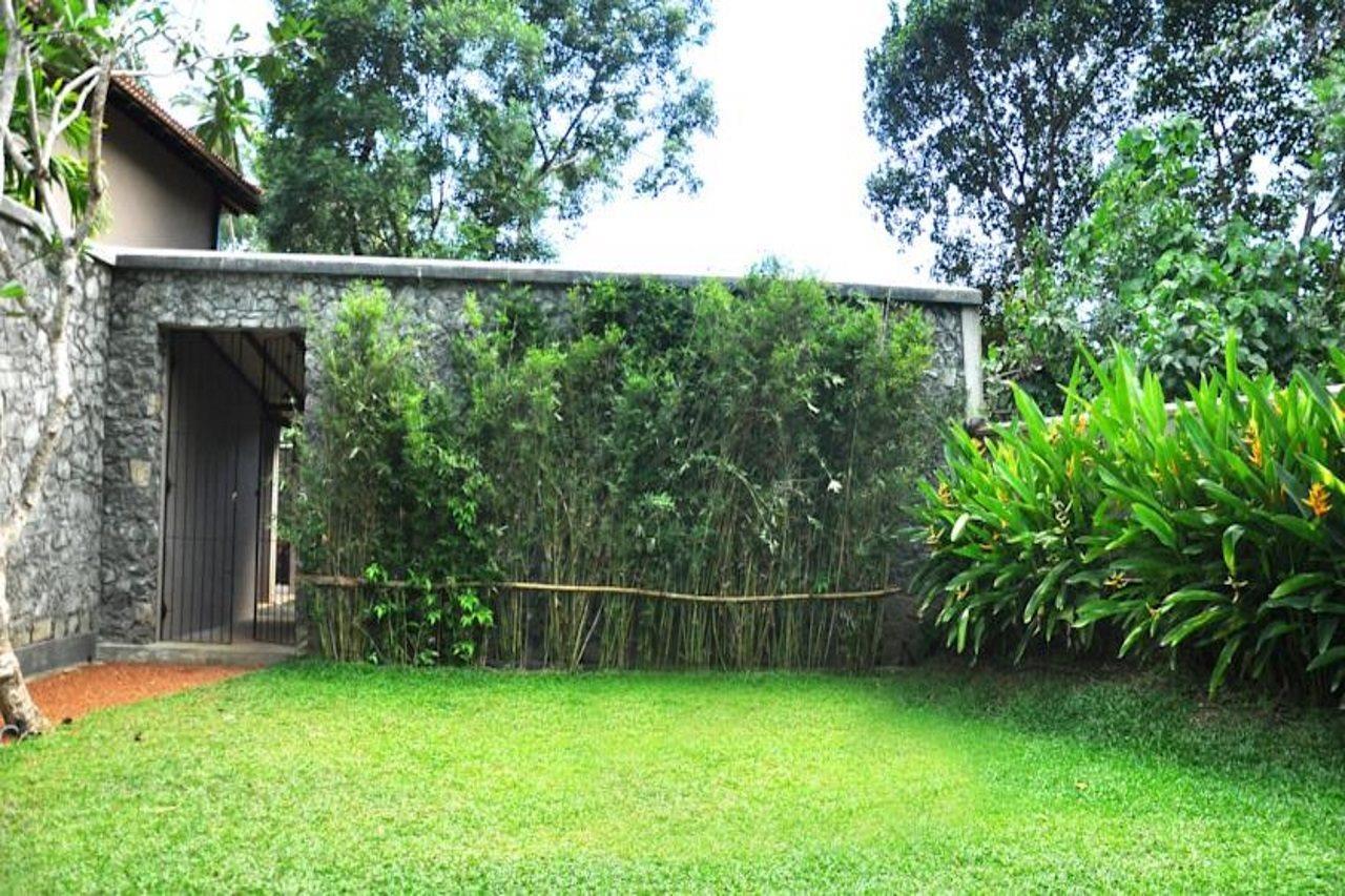 Roman Lake Ayurveda Boutique Resort - Level 1 Certified أهونغالا المظهر الخارجي الصورة