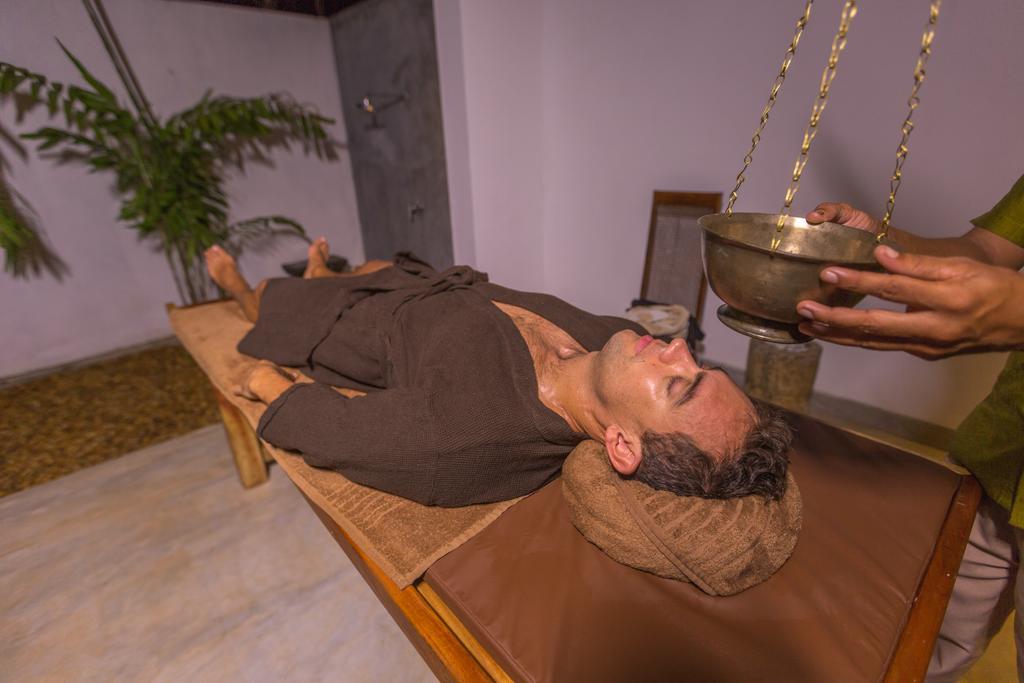 Roman Lake Ayurveda Boutique Resort - Level 1 Certified أهونغالا المظهر الخارجي الصورة