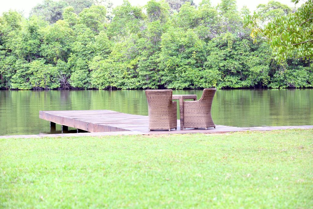 Roman Lake Ayurveda Boutique Resort - Level 1 Certified أهونغالا المظهر الخارجي الصورة