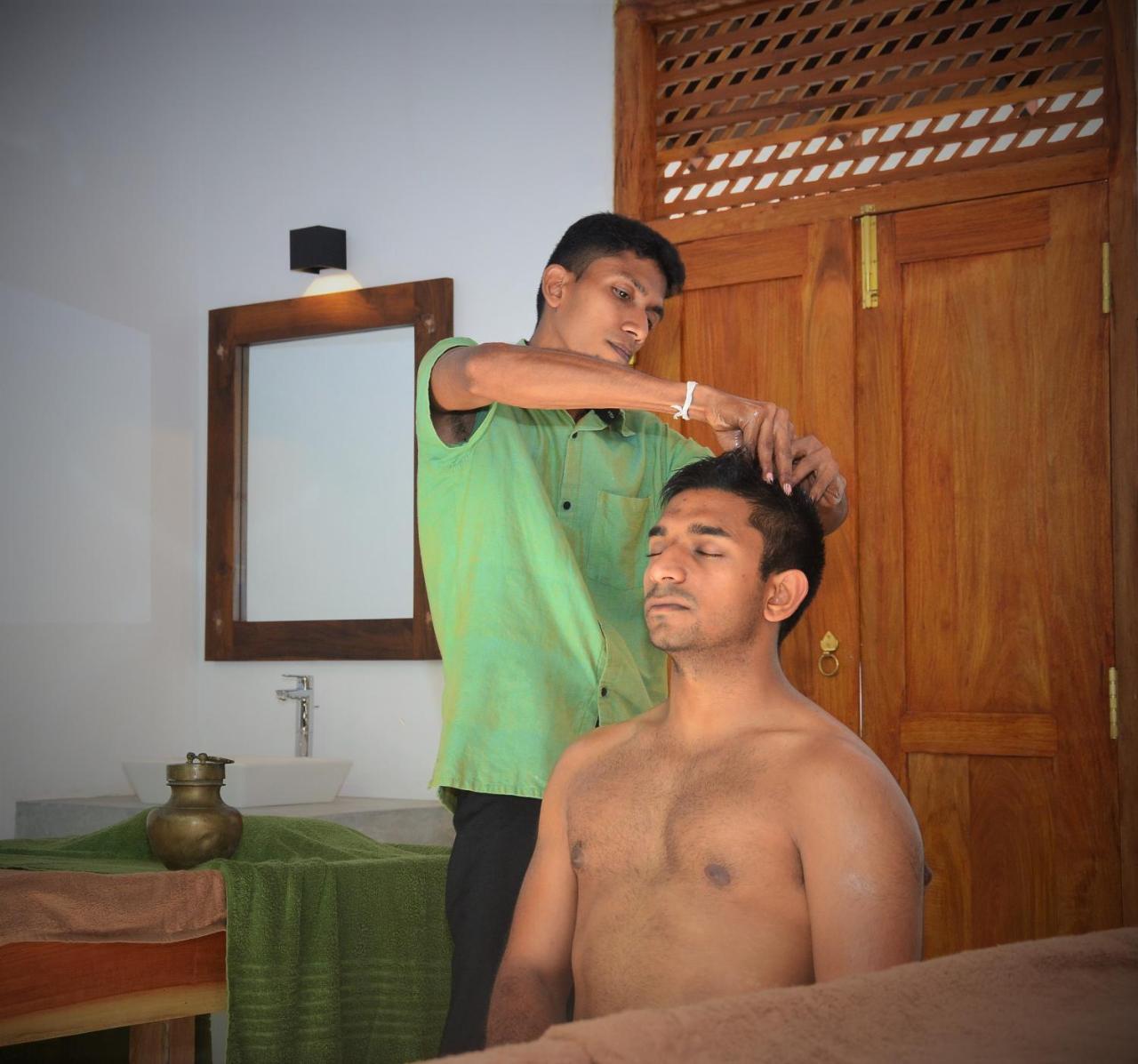 Roman Lake Ayurveda Boutique Resort - Level 1 Certified أهونغالا المظهر الخارجي الصورة